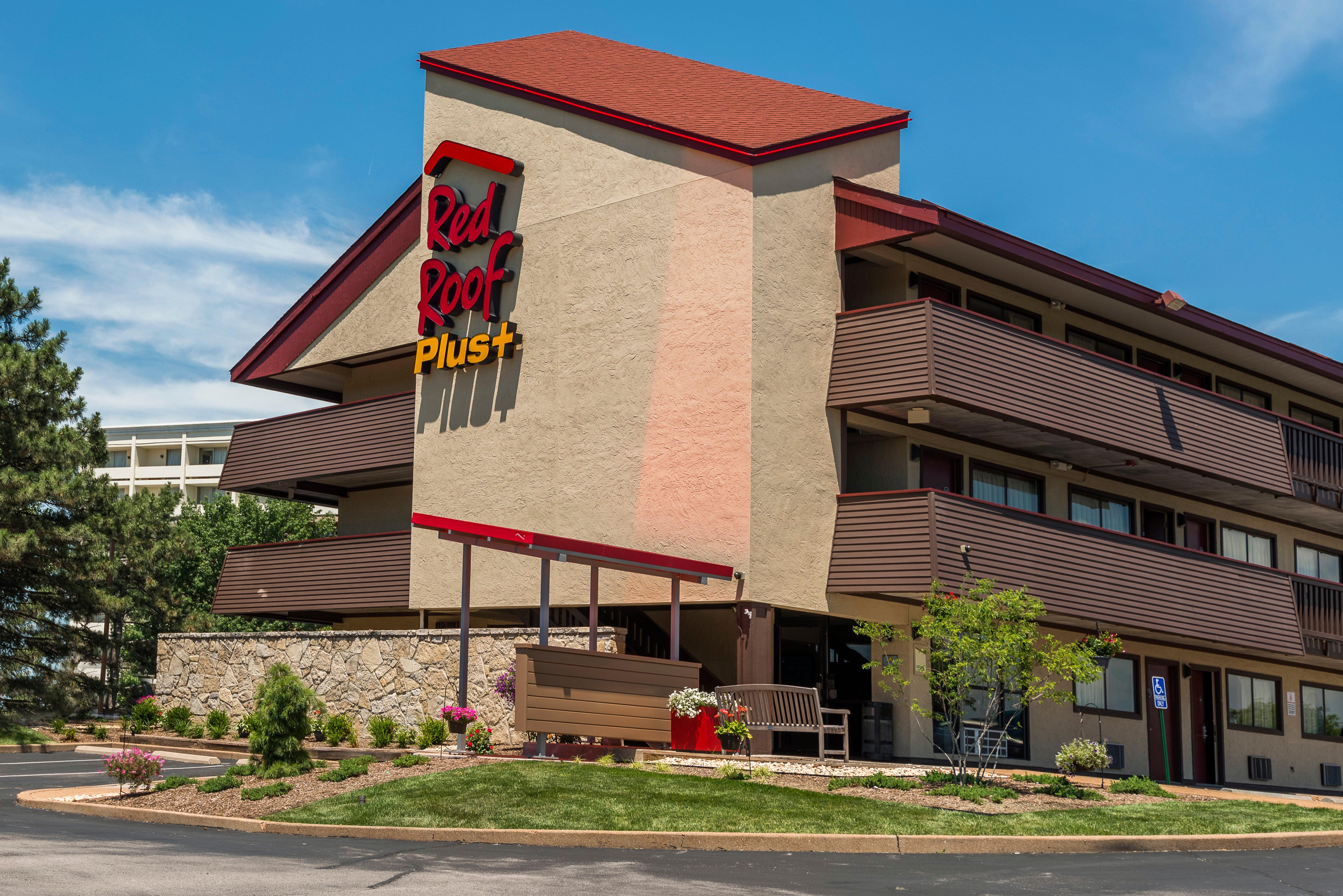 Red Roof Inn Plus+ St. Louis - Forest Park / Hampton Ave. Exterior photo